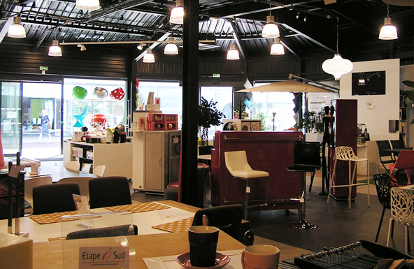 Magasin de mobilier